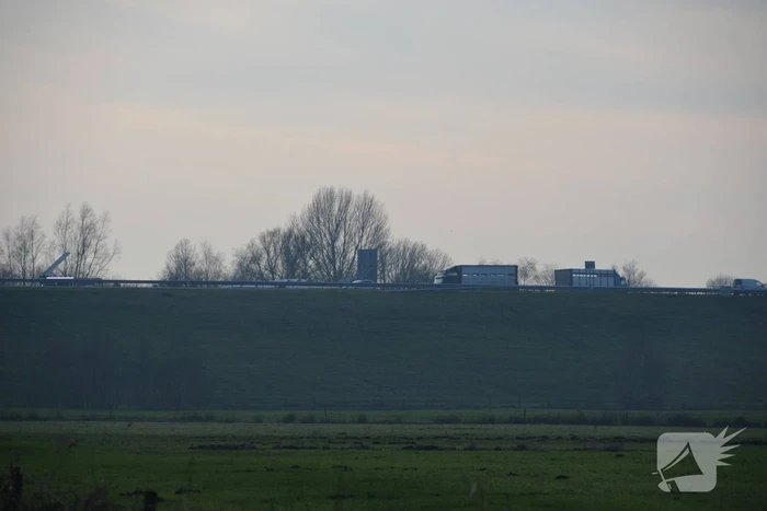 Dode bij ernstig ongeval vrachtwagen en bestelbus Fonejachtbrug