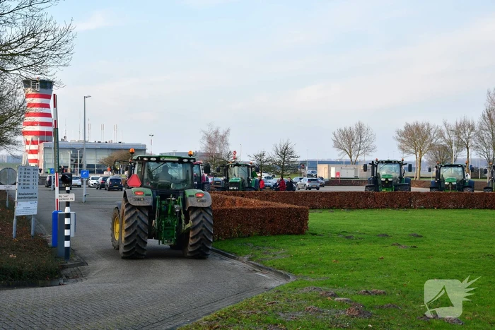 Boerenprotest bij Vliegveld Lelystad