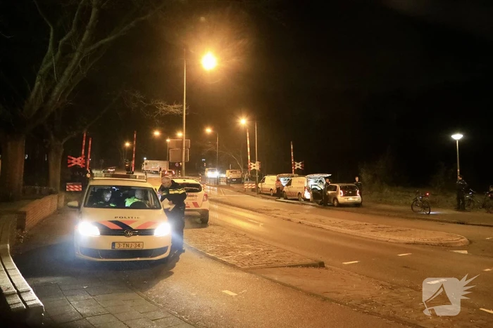 Fietser overleden na aanrijding met trein op spoorwegovergang