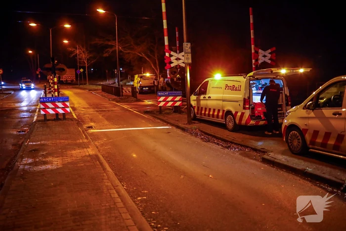 Fietser overleden na aanrijding met trein op spoorwegovergang