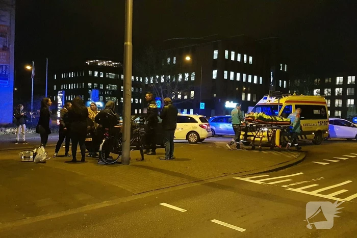 Fietser gewond na aanrijding met personenauto