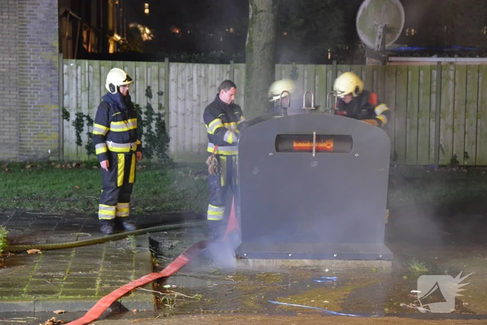 Opnieuw brand in papiercontainer