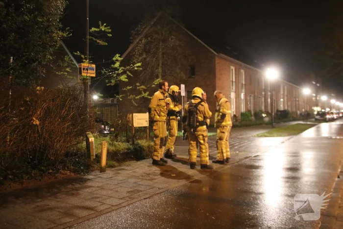Brandweer verricht metingen gaslek