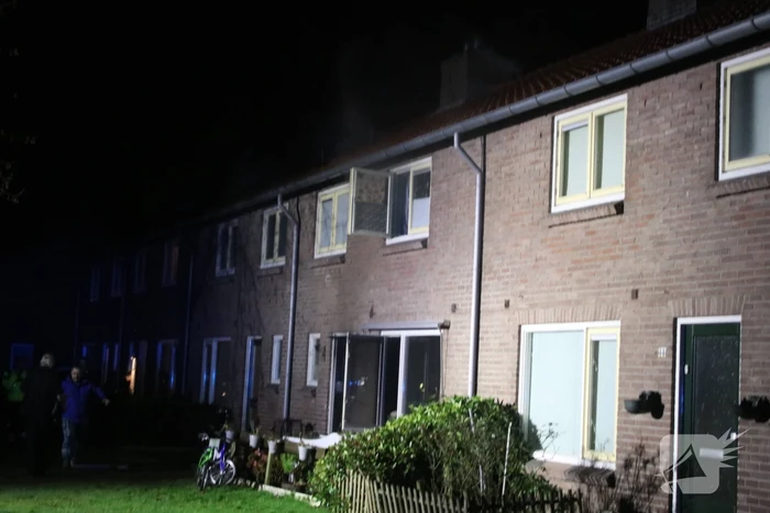 Veel rook bij brand in woning