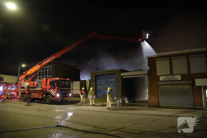 Grote brand bij farmaceutisch fabriek Maripharm