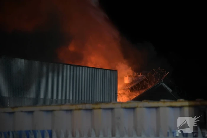 Grote brand bij farmaceutisch fabriek Maripharm