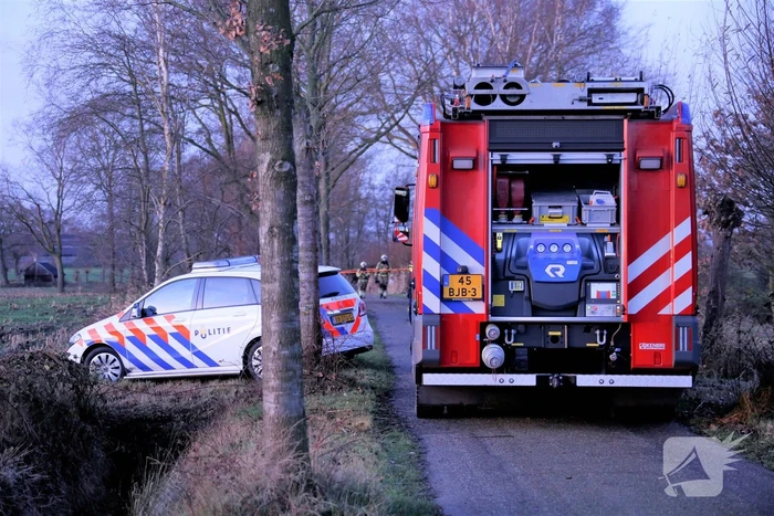 Vaten aangetroffen in sloot