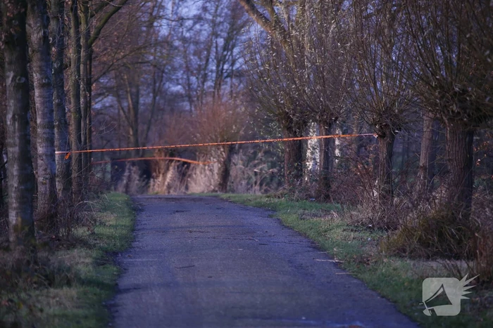 Vaten aangetroffen in sloot