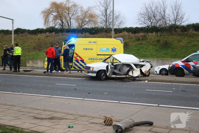 Man zwaargewond na aanrijding