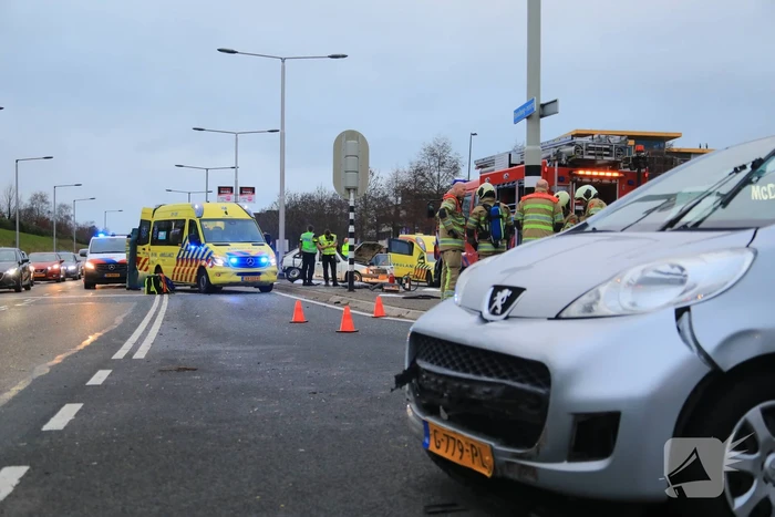 Man zwaargewond na aanrijding