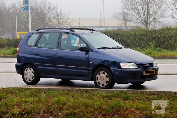 Gewonde na botsing op rotonde