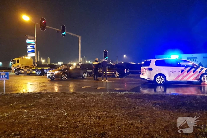 Drie gewonden bij aanrijding
