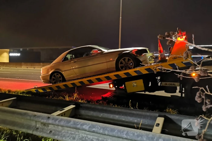 Flinke schade na aanrijding tussen auto en vrachtwagen