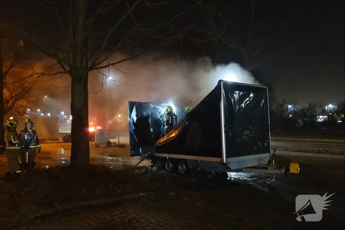 Aanhanger verwoest door brand