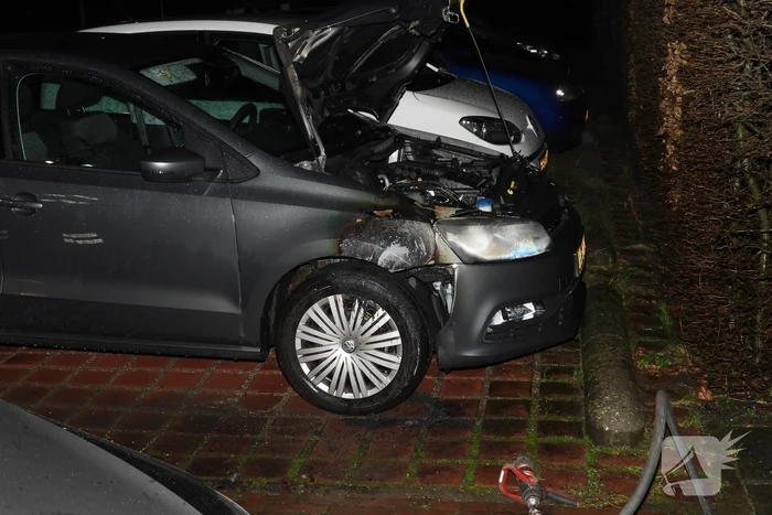 Flinke schade na brand in personenauto