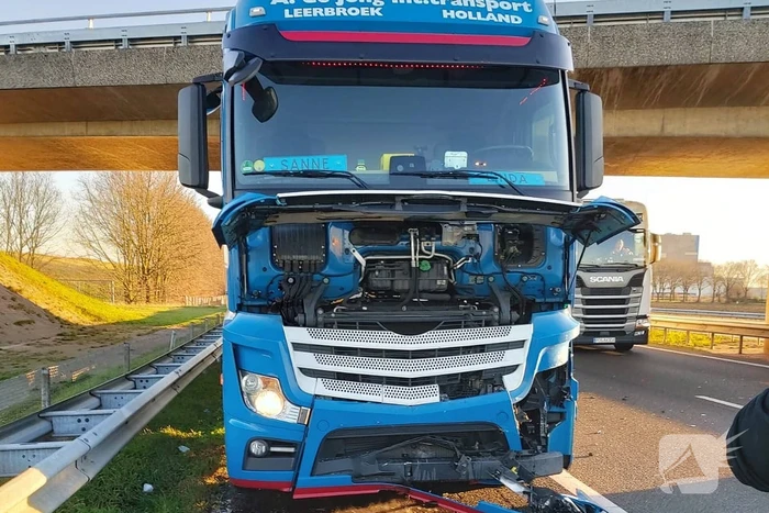 Flinke schade na kop-staart aanrijding