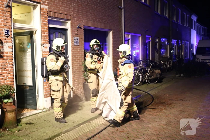 Schoorsteenbrand snel onder controle