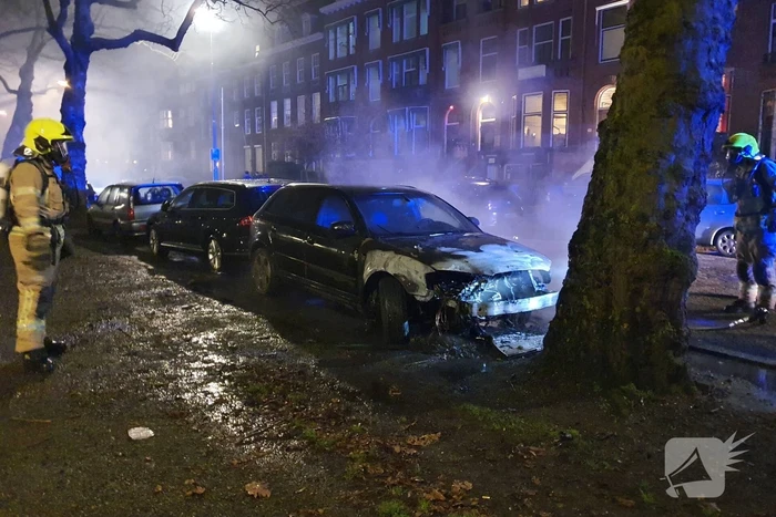 Auto verwoest door brand