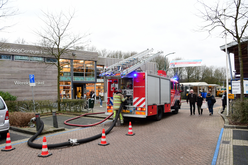 Brand in perscontainer op Gemeentewerf