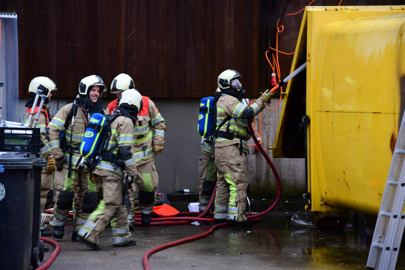 Brand in perscontainer op Gemeentewerf