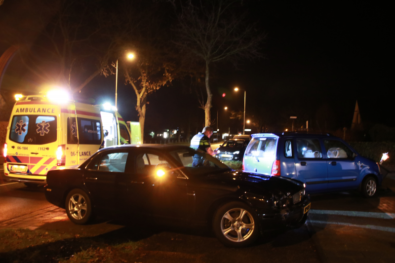 Auto ramt tuinmuur na aanrijding