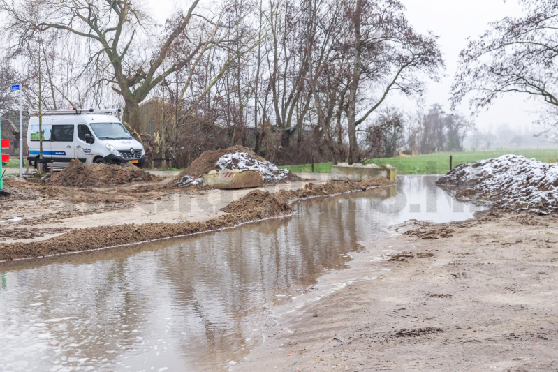 Trilplaat zorgt voor waterballet (Nijkerk)