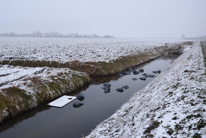 Drugsafval gedumpt in sloot