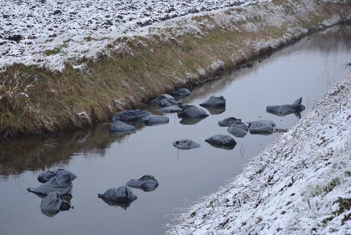 Drugsafval gedumpt in sloot