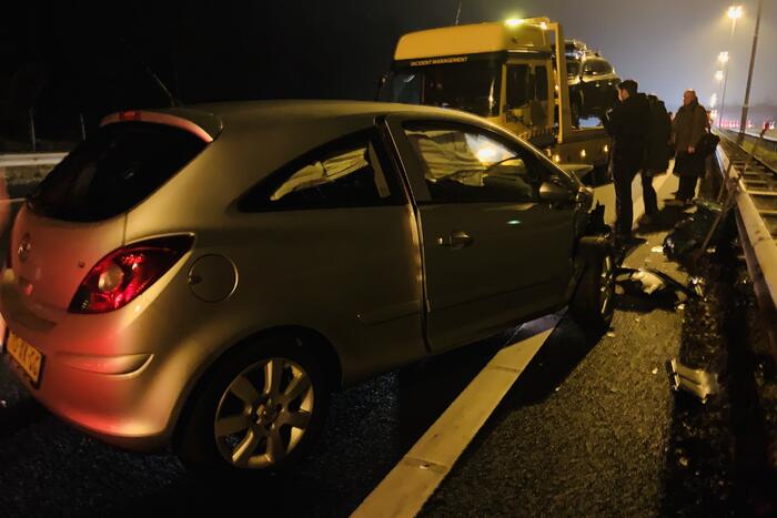 12 voertuigen op elkaar bij kettingbotsing