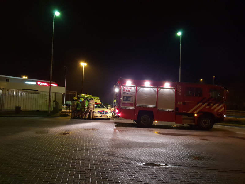 Ambulance vliegt in brand tijdens spoedrit