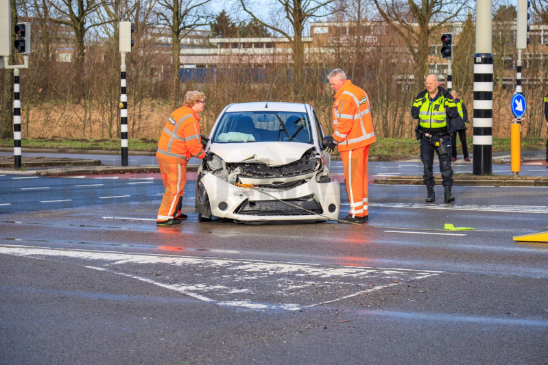 Flinke schade bij ongeval op kruising (Amersfoort)