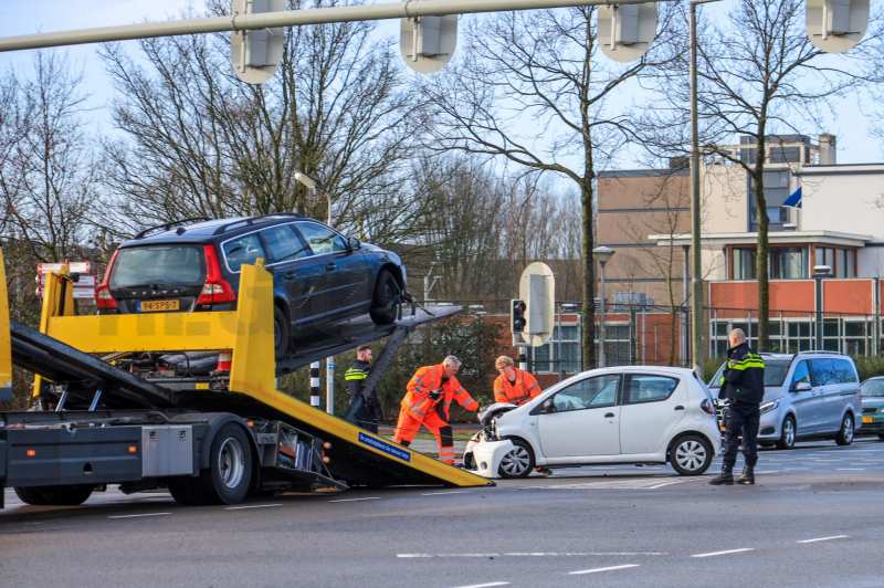 Flinke schade bij ongeval op kruising (Amersfoort)