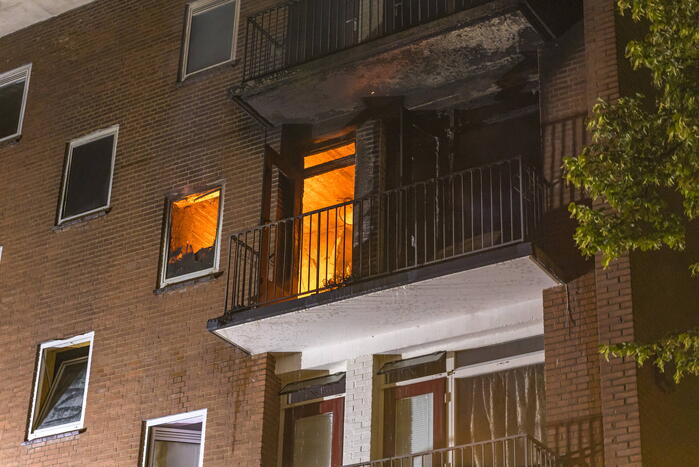 Forse schade na grote brand in flatgebouw