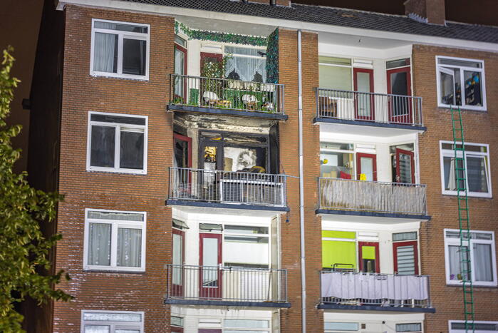 Forse schade na grote brand in flatgebouw
