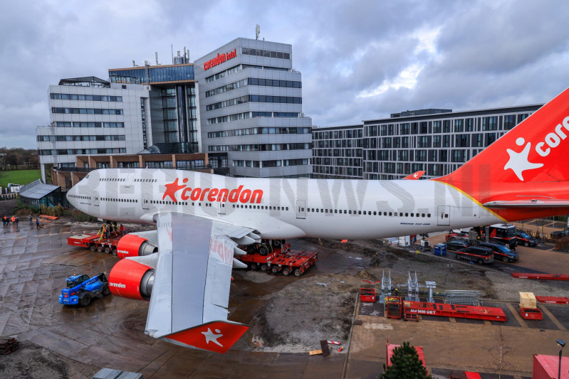 Corendon 747 staat op zijn plek (Badhoevedorp)