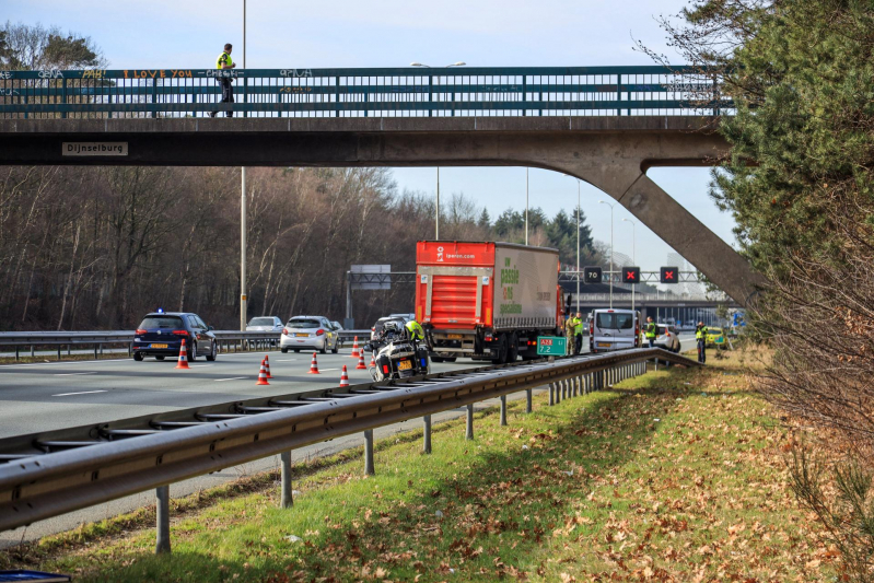 Snelweg-loper aangereden door vrachtwagen (Zeist)