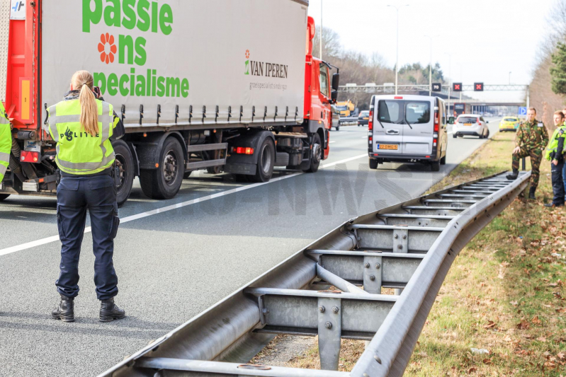 Snelweg-loper aangereden door vrachtwagen (Zeist)