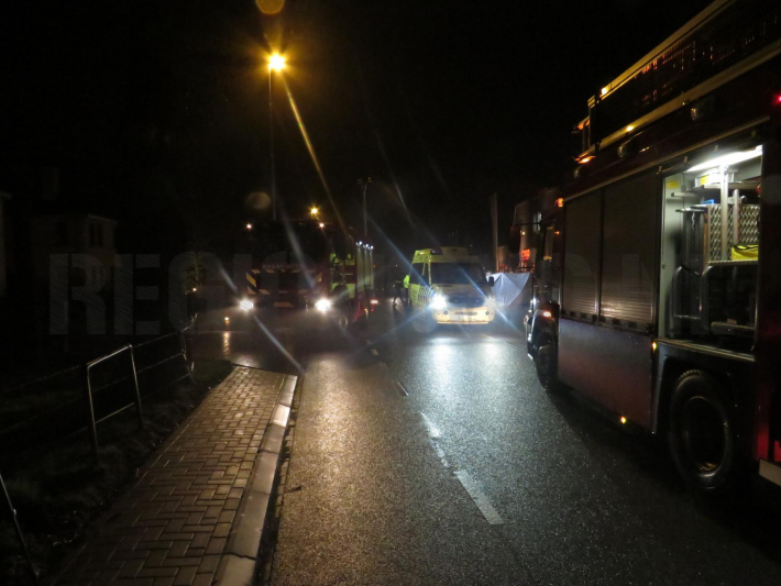 17-jarig scooterrijdster overleden bij aanrijding met auto (Kootwijkerbroek)