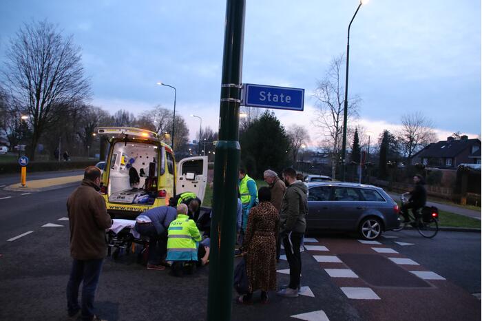 Fietser breekt been bij aanrijding met auto
