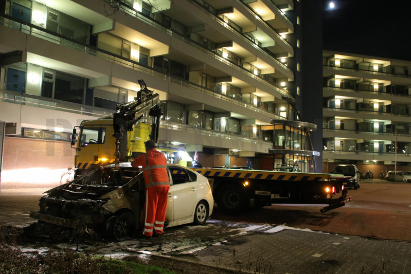 Auto verwoest door brand (Veenendaal)