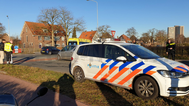 Fietser gewond bij aanrijding op rotonde (Wageningen)