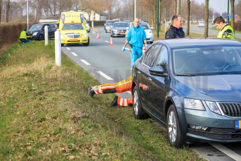 Veel schade bij kop-staartaanrijding, bestuurder aangehouden (Hoogland)