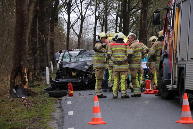 Persoon bekneld bij eenzijdig ongeval (Woudenberg)