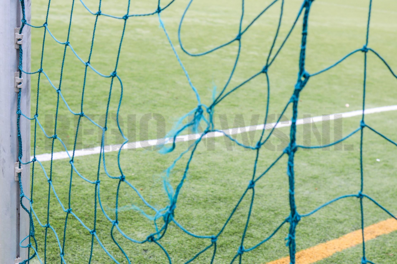 Doelen vernield voetbalclub VVZA (Amersfoort)