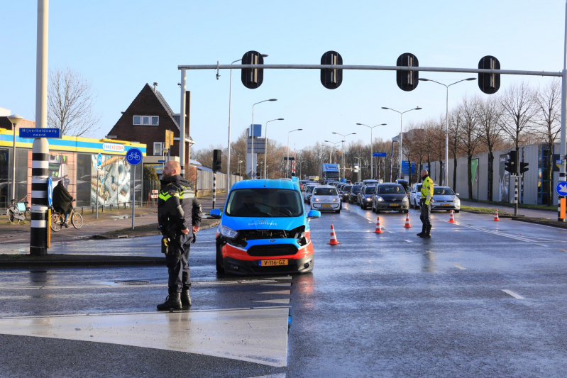 Motorrijder gewond na aanrijding met bestelbusje (Amersfoort)