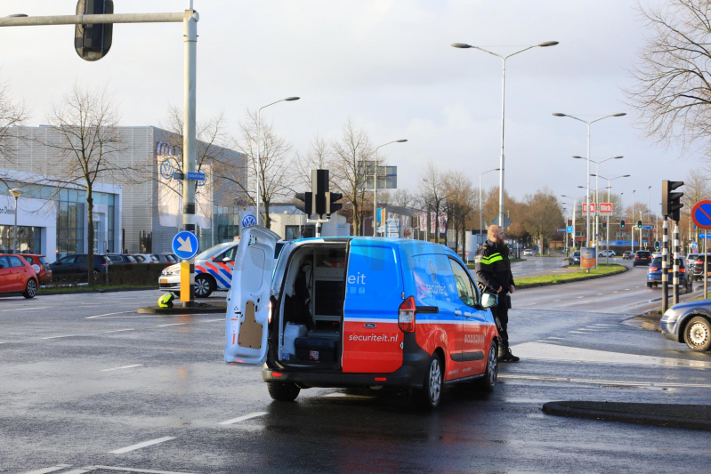 Motorrijder gewond na aanrijding met bestelbusje (Amersfoort)