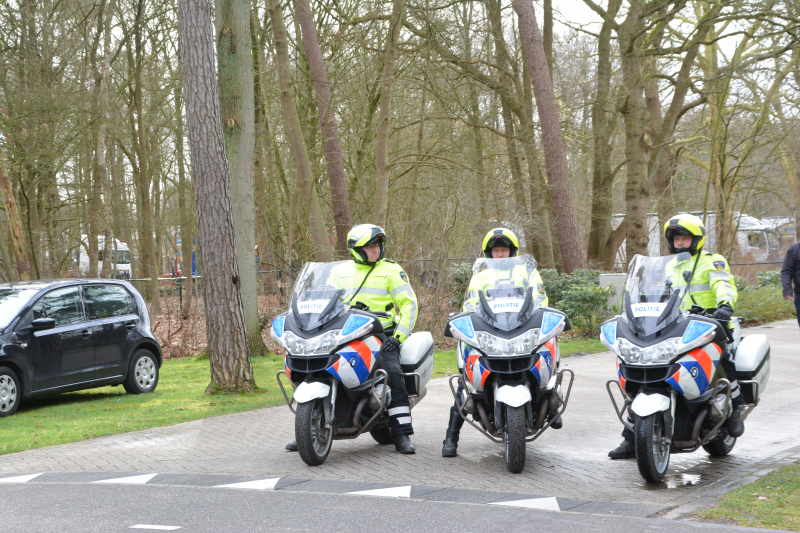 30ste Gooise Karavaan toeterend door de regio