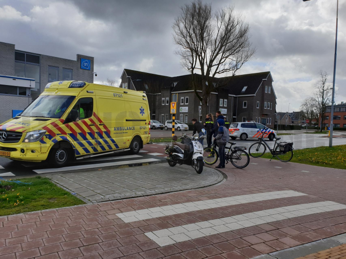 Fietsster gewond na valpartij op zebrapad