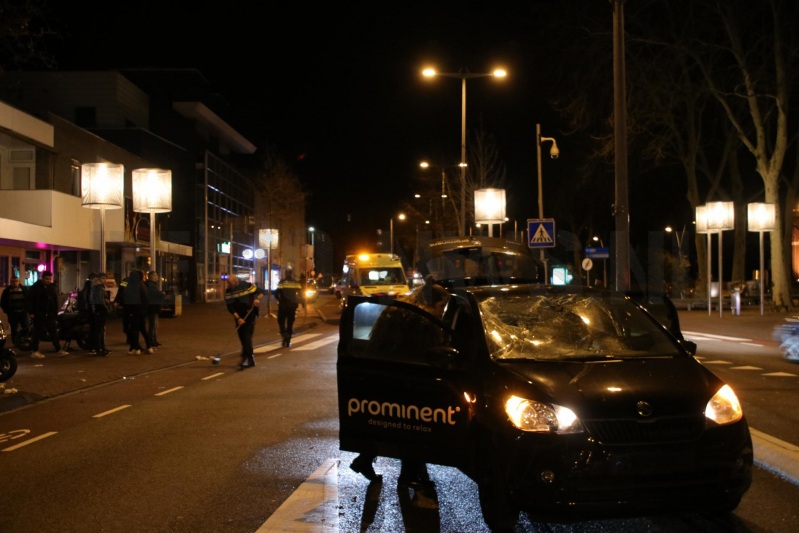 Maaltijdbezorger gewond bij aanrijding