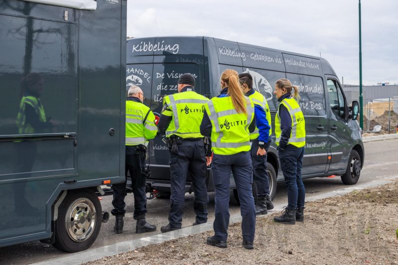 Verkeerscontrole combinatie-voertuigen